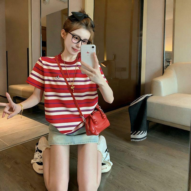 [Giảm giá trong thời gian có hạn] Áo thun ngắn tay sọc đỏ chính hãng dành cho nữ