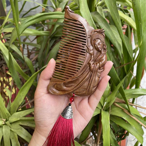 Gỗ Đàn Hương Vàng Tự Nhiên Cổ Khắc Lược Gỗ Chống Tĩnh Điện Hộ Gia Đình