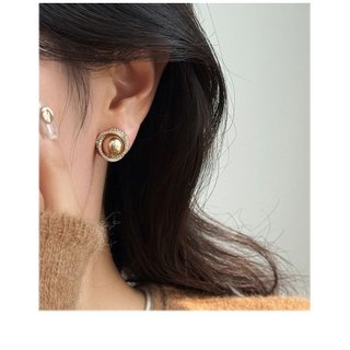 S925 Bạc Kim Xoắn Ốc Zircon Màu Cà Phê Ngọc Trai Bông Tai Xuân Hè Độc Đáo Vui Lòng Lạnh Phong Cách Nhẹ nhàng Sang Trọng Tính Khí Bông Tai