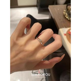 🥰Nhẫn ngón trỏ thanh lịch đơn giản thích hợp đeo chồng, nhẫn vòng siêu mảnh đá lấp lánh phong cao cấp nữ