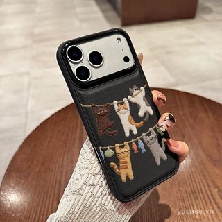 Ốp Điện Thoại Da Giả Thêu Giá Phơi Treo Mèo Thích Hợp Cho iPhone 11 12 13 promax 14 15 16 17 pro max 16promax 15promax 14promax 15plus Ốp Chống Sốc