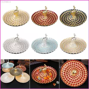 Đĩa trang trí kim loại rộng rãi VIC với thiết kế con công nghệ thuật để sử dụng đa năng