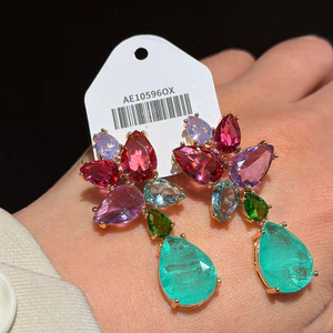Bông tai khí chất mới tinh tế Zircon dài sang trọng