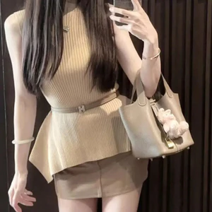 Áo len không tay VN kiểu Pháp, cổ đứng, lệch vai, cổ áo