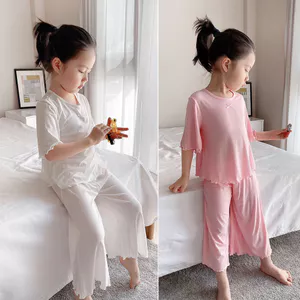 Bộ Đồ Ngủ Lụa Băng Cho Bé Gái 2025 Bộ Đồ Ngủ Mỏng Phong Cách Trẻ Em Modal Loungewear Trung Nhỏ Quần Áo Trẻ Em Phong Cách Dễ Thương