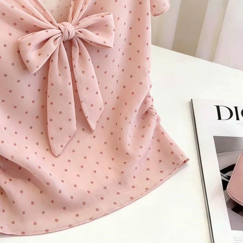 [Seckill trong thời gian có hạn] Phong cách dịu dàng Retro Chấm Bi Nơ Tay Ngắn Nữ Mùa Hè Phong Cách Mới Cổ Chữ V Pháp Tính Khí Giảm Tuổi