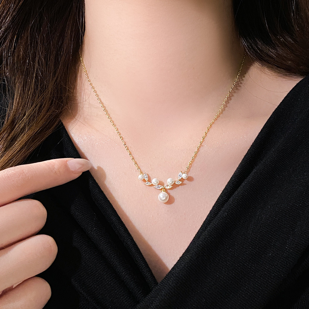 Vòng cổ mặt dây chuyền ngọc trai zircon vàng phong cách Pháp