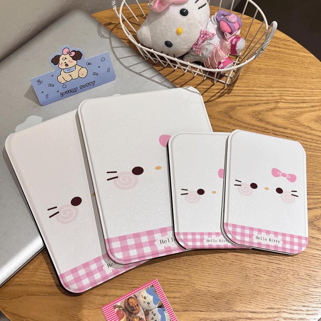 Gương gập bỏ túi in Hello Kitty nơ hồng họa tiết caro