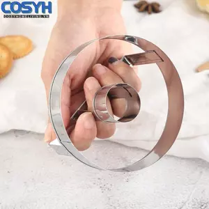 <cosyh>Round Cookie Cutter Stainless Steel 8.3 cm Single Piece Construction Baking Tool