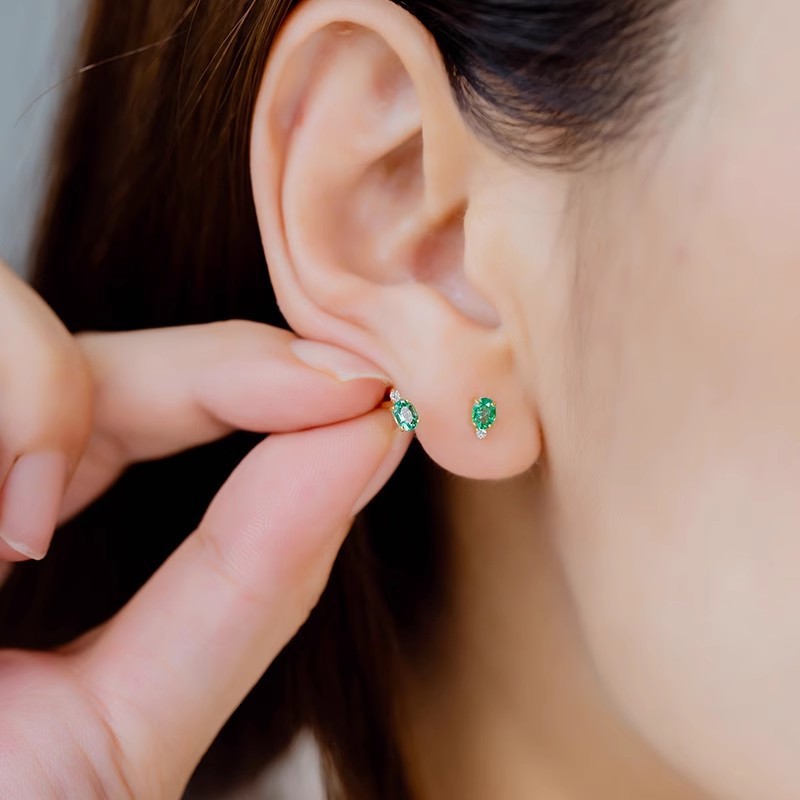 Bông tai bạc S925 ngọc lục bảo tự nhiên dành cho nữ