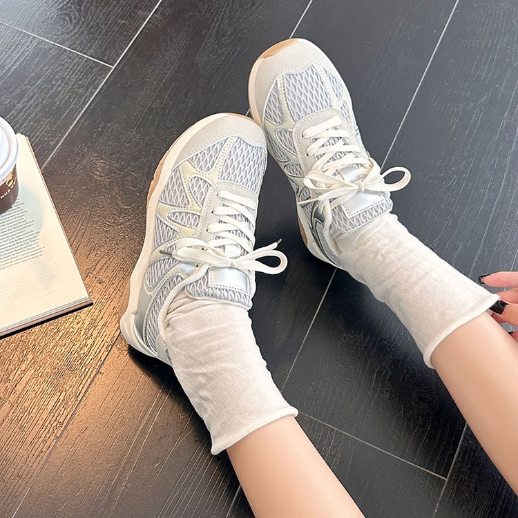 Mùa Hè Phong Cách Mới Phong Cách Hàn Quốc Thoáng Khí Giày Thể Thao Thông Thường PU Nữ Chống Trơn Trượt Chống Mài Mòn Sinh Viên Mặc Bên Ngoài Chạy Giày Thể Thao Nhà Máy Giá Bán Buôn