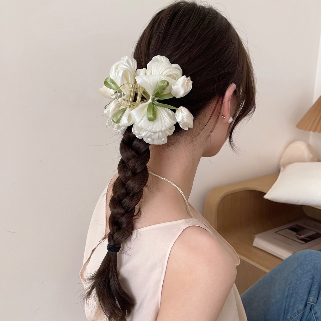 Kẹp cá mập nếp gấp phong rừng hoa tulip mẫu mới 2026 lãng mạn mùa xuân hè kẹp tóc sau đầu nữ