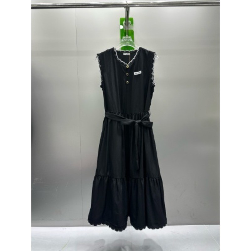 Váy nữ dài vừa phải mới có ve áo và thêu cotton chéo