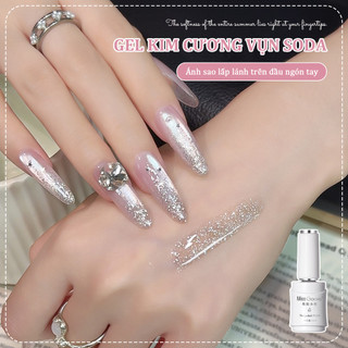 Miss Gooey Sơn móng tay gel đính đá lấp lánh mùa hè 2026 kiểu mới Làm sáng da siêu lấp lánh trong suốt như băng nghệ thuật vẽ móng đính đá lấp lánh.