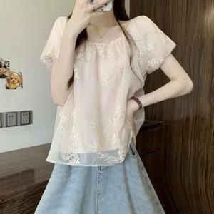 Mùa Hè 2026 Phong Cách Mới Cổ Vuông Rời Nhẹ Thoáng Khí Puff Tay Bao Bụng Ôm Hơn Nhìn Thời Trang Áo Sơ Mi Voan