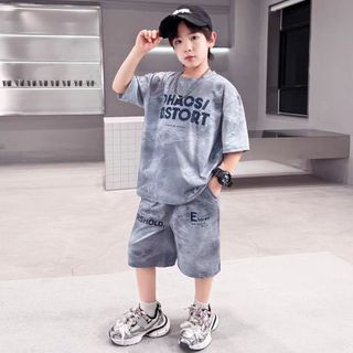 Bộ đồ mùa hè cho bé trai – Áo tay ngắn + quần shorts mỏng, phong cách năng động và thoải mái