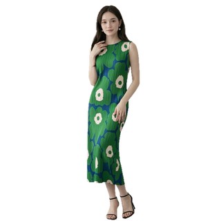 Miyake Xếp Ly 2026 Phong Cách Mới Mùa Hè Không Tay Lớn Đi Biển Váy Ôm Hơn Nhìn Kỳ Nghỉ Phong Cách In Váy Dài Kích Thước Cực Lớn