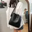 BeautifulHomeA Thời Trang Hợp Thời Trang Da Mềm Túi Đeo Vai Nữ Tính Dung Tích Lớn Đeo Ngang Buet Túi Nữ Đơn Giản Fashionmuter Tote Túi Quà Tặng VN