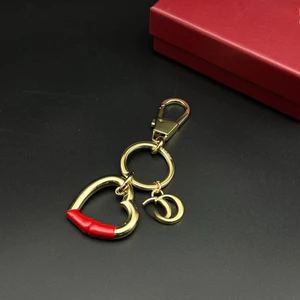 Móc khóa Love Double G Đồ trang trí phù hợp thời trang