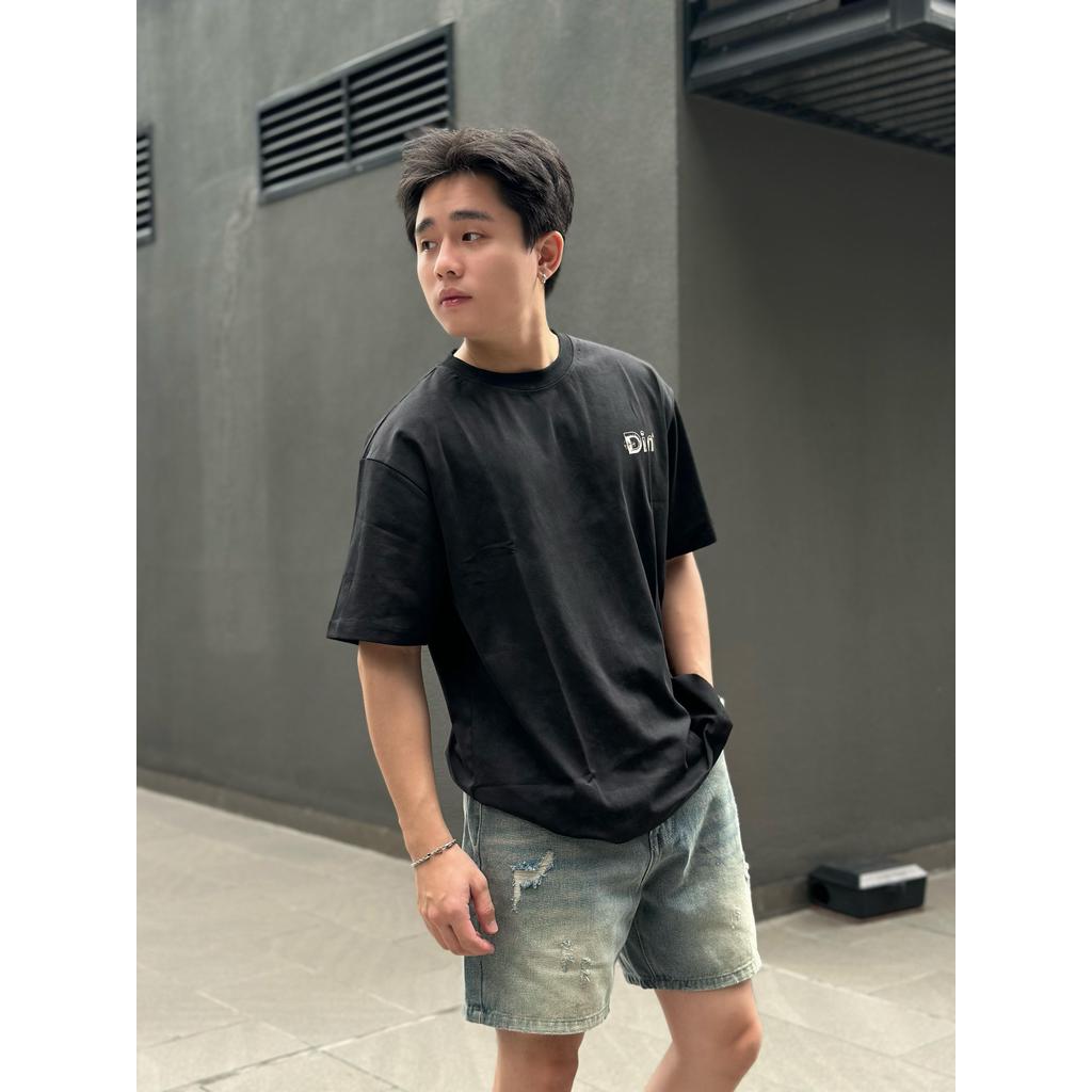 Quần Short Jean Nam DIN, Quần Xanh Form Trên Gối Rách Nhẹ, Không Phai Dễ Phối Đồ, Đa Dạng Phong Cách JD67