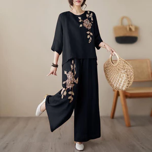 Bộ đồ vải lanh Cotton thời trang nữ mùa thu phù hợp với hàng hóa châu Âu phong cách Hồng Kông Quần dài tay Bộ hai mảnh thêu công nghiệp nặng 5.26