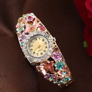 Đồng hồ đeo tay đính đá JUIC, Đồng hồ bướm hoa mặt tròn bằng hợp kim, Phong trào thạch anh tinh tế Vòng tay thạch anh sang trọng Đồng hồ đeo tay thường ngày