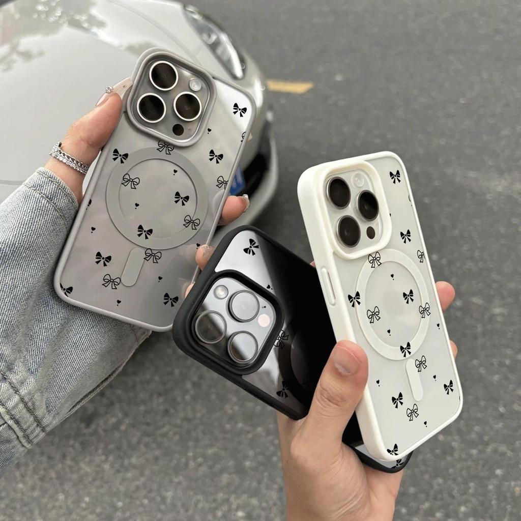 Ốp lưng iPhone 16/15/14ProMax Bướm Bạc Lấp Lánh Phong Cách Nữ Tính Chống Sốc Cao Cấp
