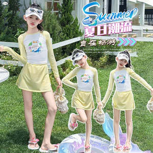 Bé Gái Chia Đồ Bơi Mùa Hè 2026 Phong Cách Mới Trẻ Em In Hình Hoạt Hình Áo Dài Tay + Váy Chia Đồ Bơi