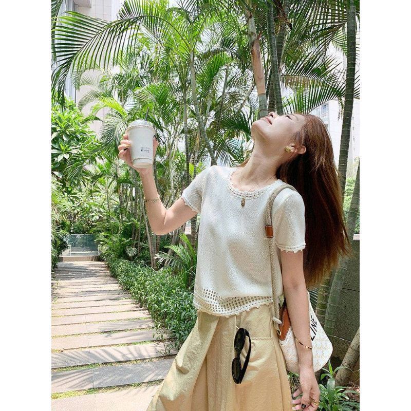 [Ưu đãi có hạn trong thời gian] Phong cách Hàn Quốc mùa hè Slim-fit Phiên bản ngắn Vai trước dệt kim rỗng ngắn @ -