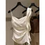 Thiết kế cao cấp kiểu Pháp Xù khâu cổ xoay xếp li Slim Camisole mùa hè 2026 Áo phong cách mới