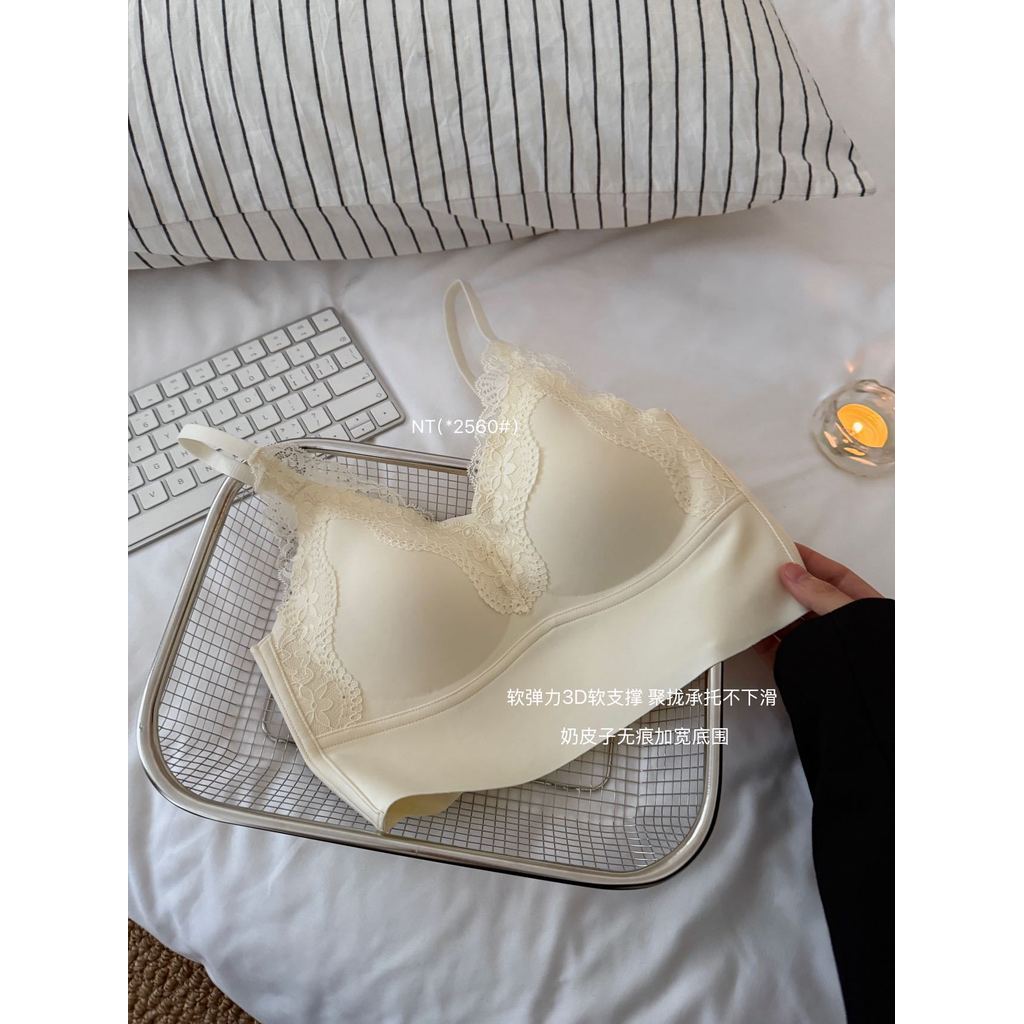 Áo Bra Top Ren Nữ Có Đệm Ngực Cố Định Không Gọng | Dành Cho Ngực Nhỏ Nâng Ngực Tự Nhiên Gom Ngực Hiệu Quả Thiết Kế Lưng Đẹp | Mềm Mại Thoáng Khí Cảm Giác Như Không Mặc Không Đường May | Mặc Ngoài Hoặc Làm Áo Lót Phong Cách Pháp Hàn Quốc Cao Cấp