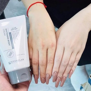 Kem dưỡng nâng tone body KYUNGLAB 250ml hỗ trợ làm trắng, lên tone tự nhiên, dưỡng ẩm da