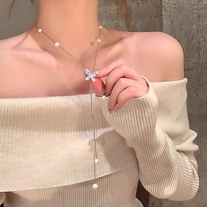 Lan ~ Phiên Bản Hàn Quốc Nhấp Nháy Kim Cương Bướm Ngọc Trai Mặt Dây Chuyền Vòng Cổ Nữ Ánh Sáng Sang Trọng Cao Cấp Xương Đòn Dây Chuyền Sang Trọng Phụ Kiện