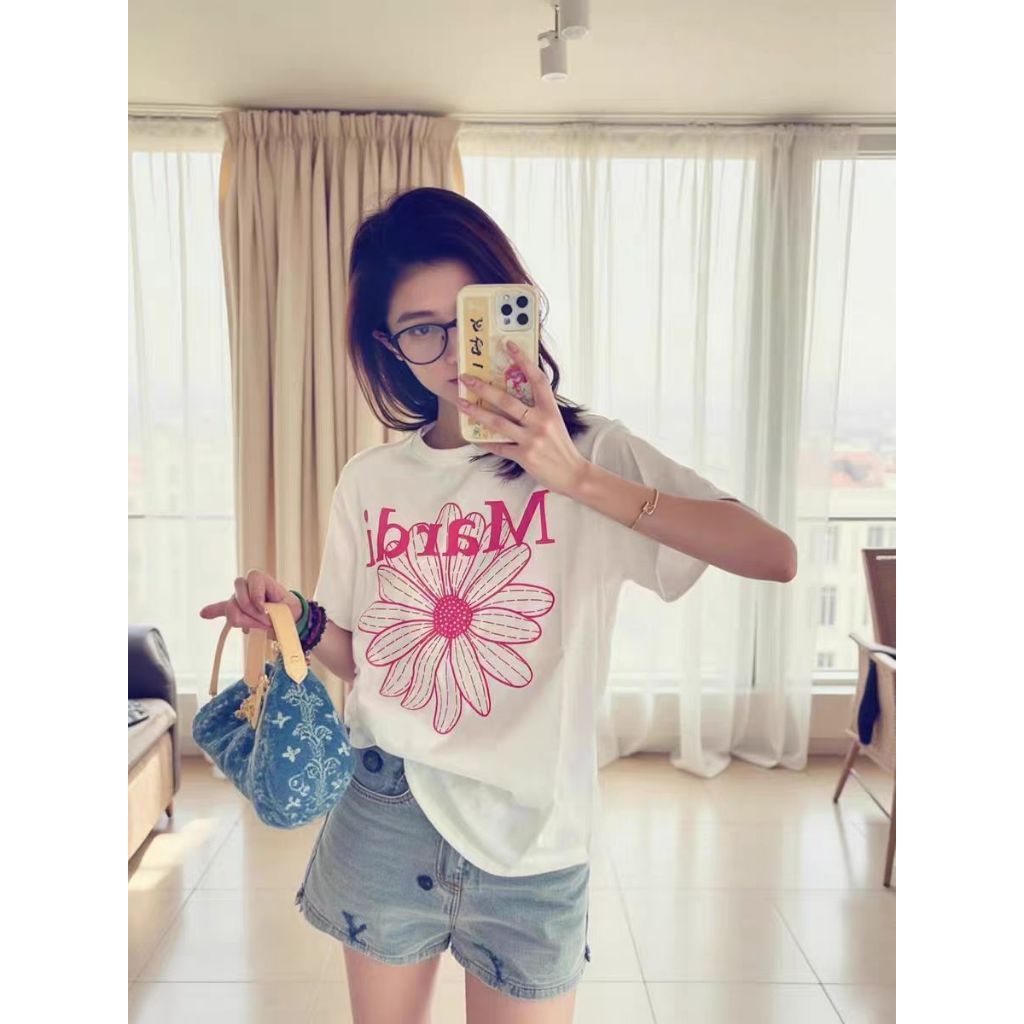 （Giao hàng 24h）Angela Áo Thun Oversize Nữ Angela Siêu Mềm Mịn - Áo Phóng To Form Rộng Style , Chất Vải Mềm Mại Màu Đẹp