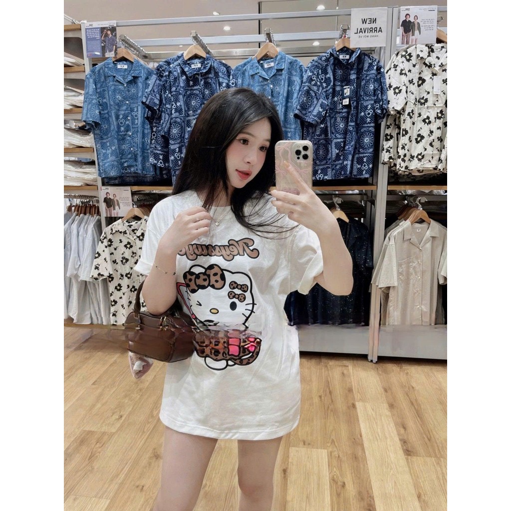 （Giao hàng 24h）Angela ÁO PHÔNG KITTY DA BEO CÀI NƠ DỄ THƯƠNG- CHẤT LIỆU VẢI COTTON 2 CHIỀU- HÀNG LOẠI 1 CAO CẤP