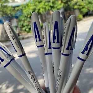 1 Hộp (12) Chiếc Bút Chữ A -hoa việt
