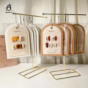 Kệ trưng bày nghệ thuật làm móng tay Màn hình móng tay giả Giá đỡ ảnh Mặc thẻ trưng bày móng tay Túi chống bụi Bảo quản trưng bày móng tay Công cụ lưu trữ mới