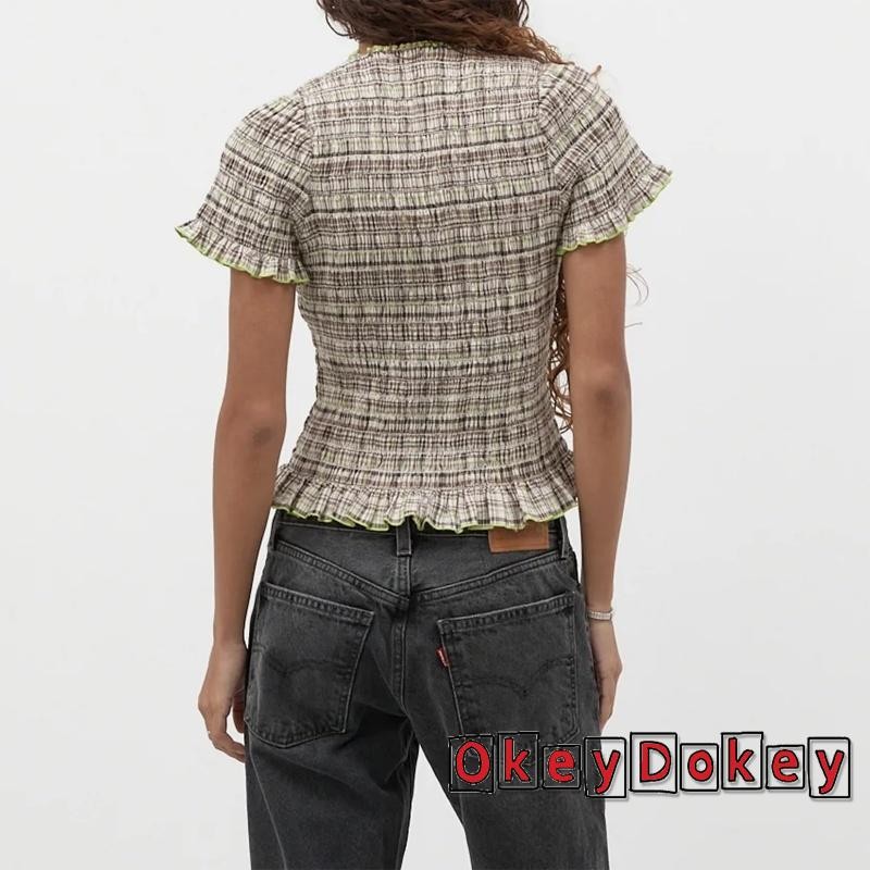 Áo sơ mi kẻ sọc ôm dáng, cổ ngắn tay crop ruffle, phù hợp dạo phố mùa hè