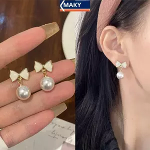 MAKY Châu Âu Mỹ Phong Cách Mới Sang Trọng Retro Tính Khí Thanh Lịch Hoa Ngọc Trai Thời Trang Bông Tai Nữ Trang Sức VN