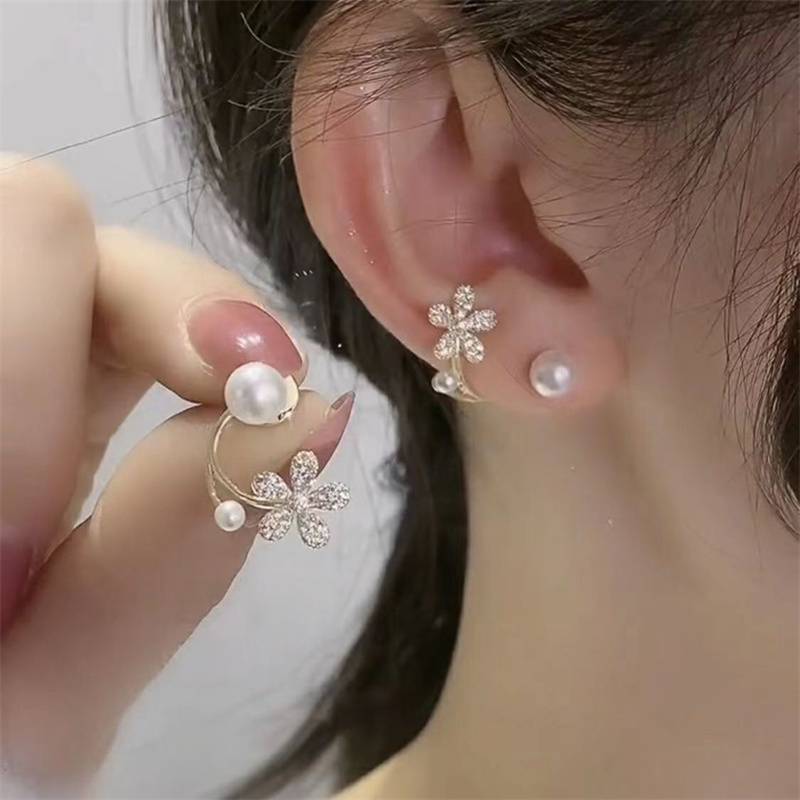 JULYHOT 1 Cặp Bông Tai Hoa Ngọc Trai Phong Cách Hàn Quốc Bông Tai Kim Cương Kẻ Sọc Vàng Cho Nữ Ánh Sáng Thời Trang Phụ Kiện Trang Sức Sang Trọng Massivedeals