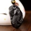 Mặt dây chuyền cá vàng Obsidian nhỏ hợp thời trang cổ điển