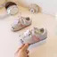 Giày bé gái lưới thoáng khí trang trí Hello Kitty dây buộc đế chống trượt | Đi học chơi ngoài trời hàng ngày mùa hè