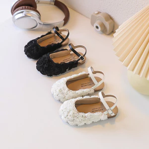 Giày Sandal Bé Gái Thiết Kế Lưới Thêu Hình Lá Phong Cách Hàn Quốc, Giày Rọ Trẻ Em Đế Mềm Chống Trượt Cao Cấp