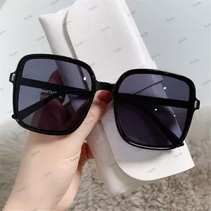 Kính râm cỡ lớn PYCOU Luxury UV400 Vintage Big Frame