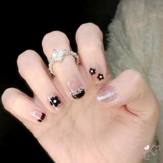Báo Chí Bóng Trên Móng Tay Với Trang Trí Lấp Lánh Quyến Rũ Thoải Mái Khi Đeo Móng Tay Làm Móng Tay Cho Chuyên Nghiệp Nail Art Salon Cung Cấp