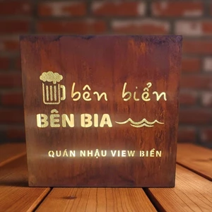 Bảng hiệu sắt Rỉ sét (gỉ sét) tự nhiên đèn LED treo tường ngoài trời - LAMDECOR MIỄN PHÍ THIẾT KẾ