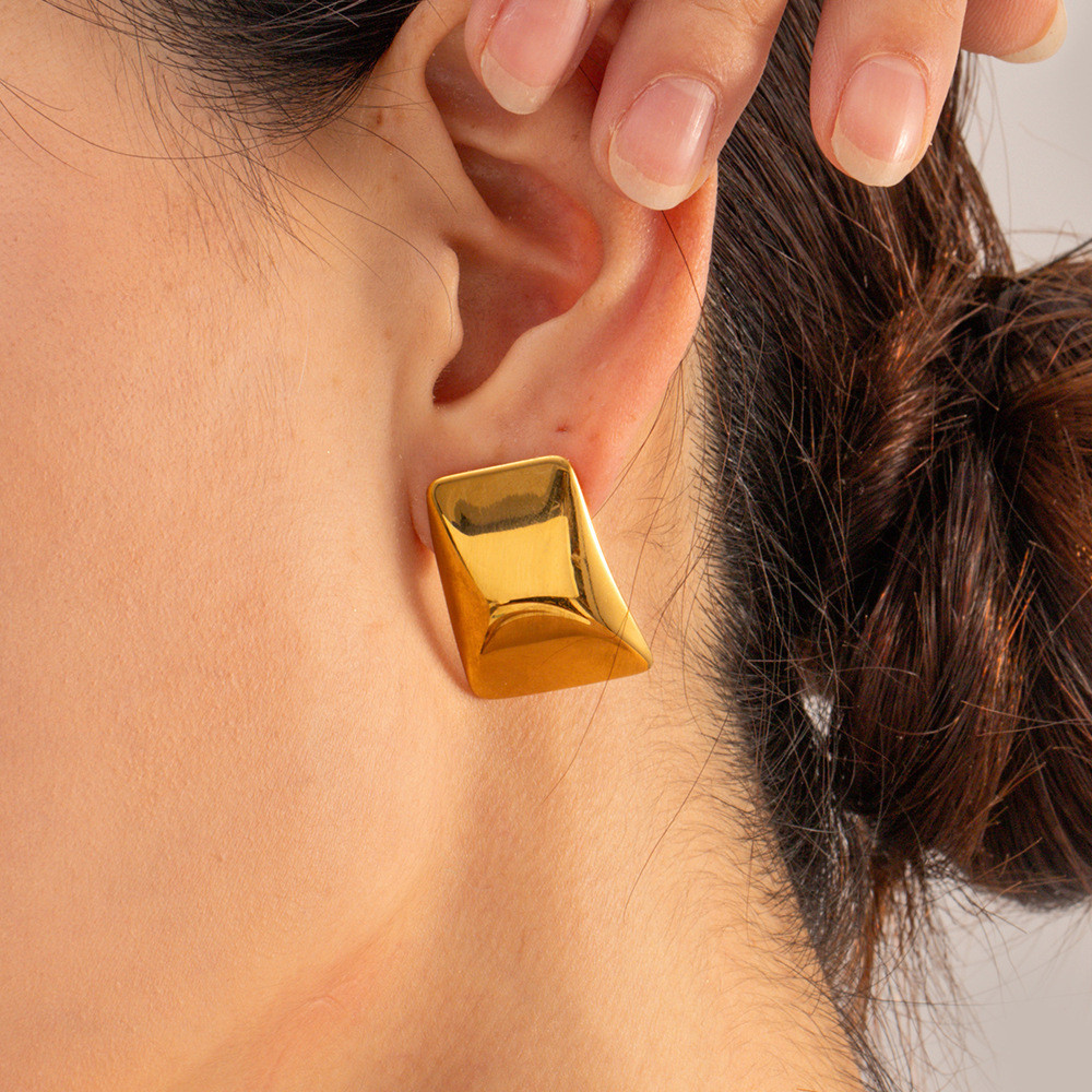 Bông tai thép không gỉ vàng 18k nhẹ nhàng sang trọng phong cách Pháp