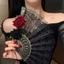 Gothic Cổ Điển Ren Quạt Tuyệt Đẹp Châu Âu Hoa Hồng Gấp Quạt Tiệc Trà Tối Truyện Tranh Triển Lãm cos Đạo Cụ Phong Cách Retro