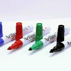 Bút lông viết bảng Artline EK-500A: 1 cây