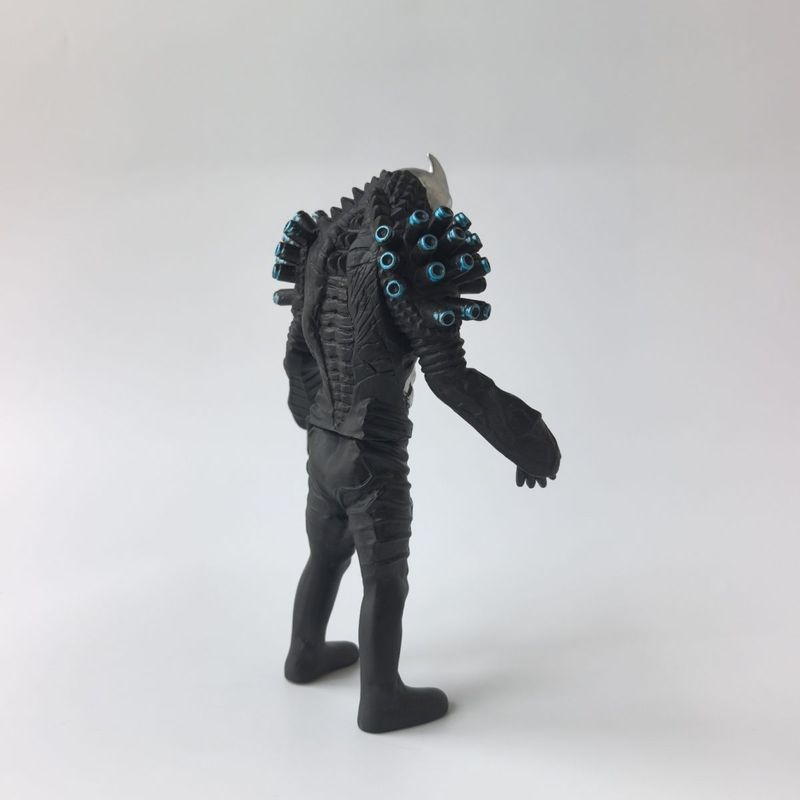 [Đồ chơi] Yake Ultimate BOSS Dark Cosmic Warrior Su Yide Cao Su mềm Monster Joint Đồ chơi mô hình di chuyển Chiều cao 15cm